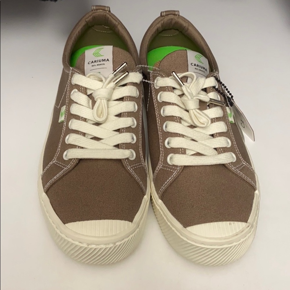 Cariuma shoes